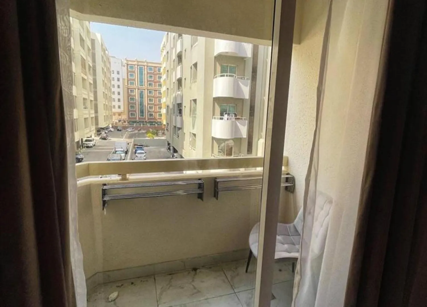Tanoshi Pod Hostel - Deira Al Rigga Dubai